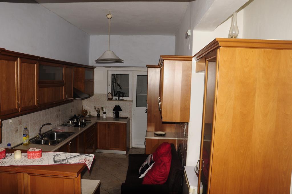Ionias Apartment Héraklion Extérieur photo